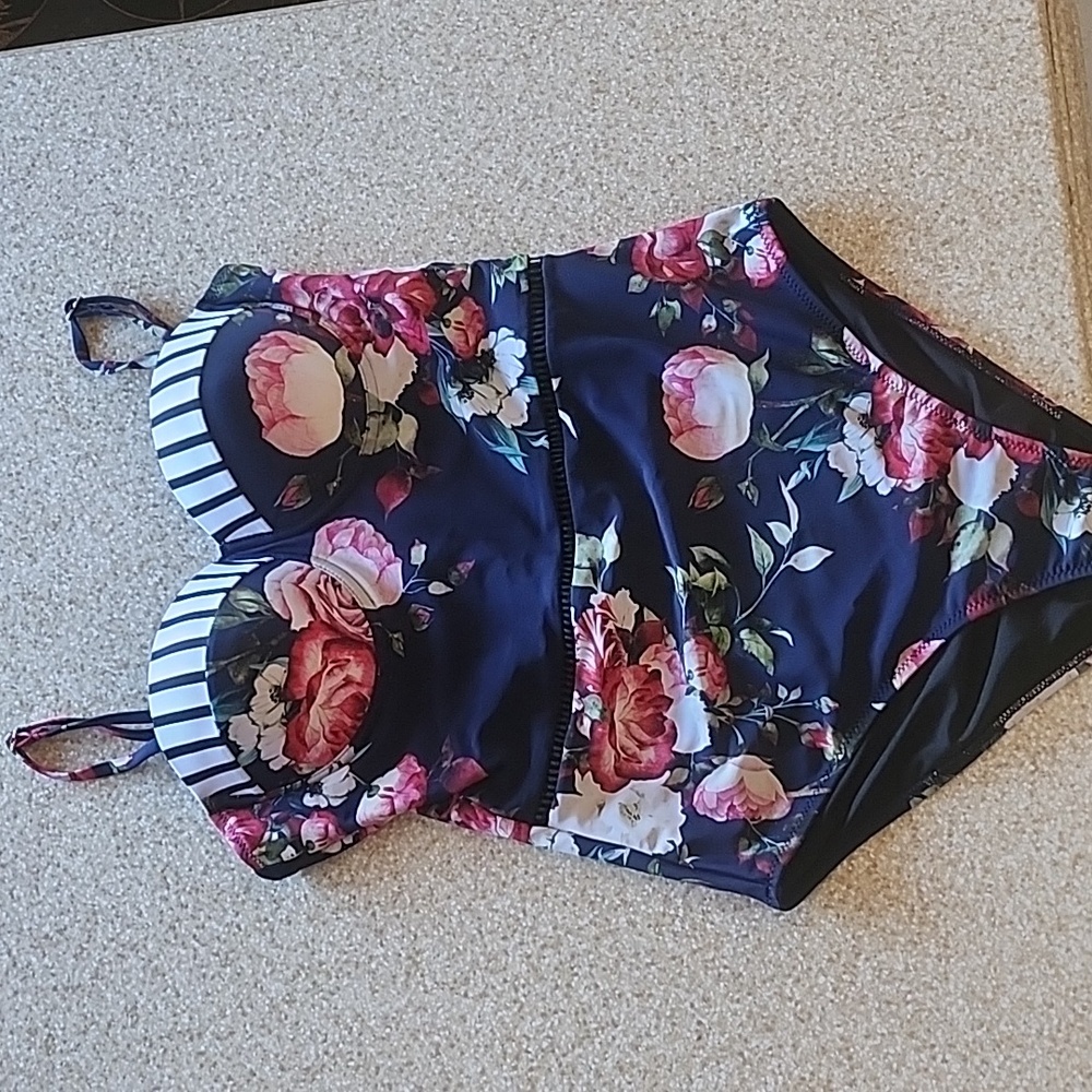 Cupshe Navy Floral One-Piece Swimsuit with Pink Roses
